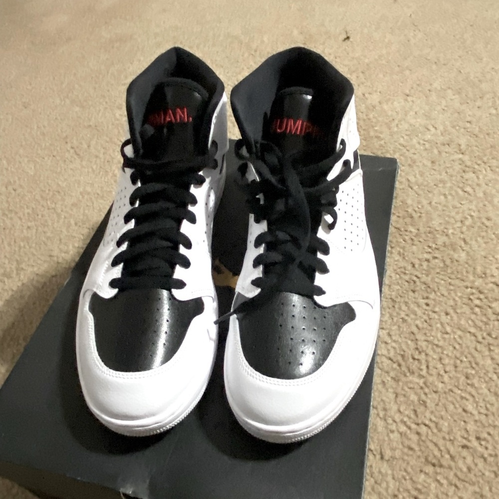 Jordan Jumpman size 12 shoes! NWT in great shape!